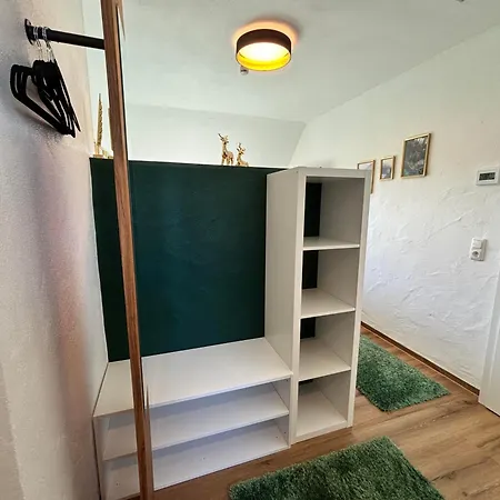 Harmony Holiday, Pensión