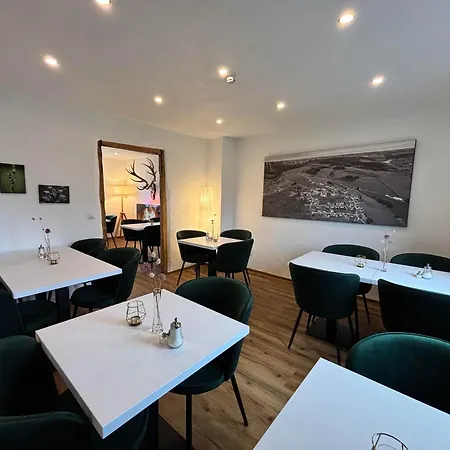 Harmony Holiday, Penzion 4*