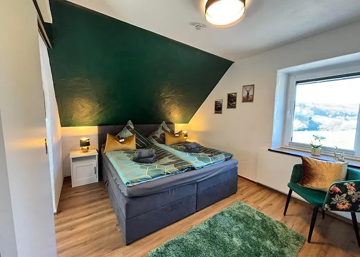 Harmony Holiday, Kerschenbach