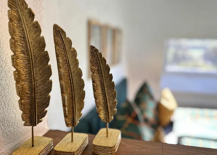 Harmony Holiday, Kerschenbach