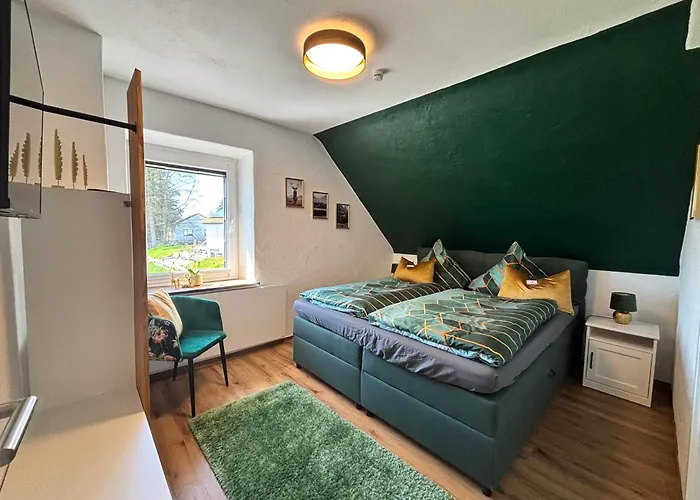 Harmony Holiday, 게스트하우스